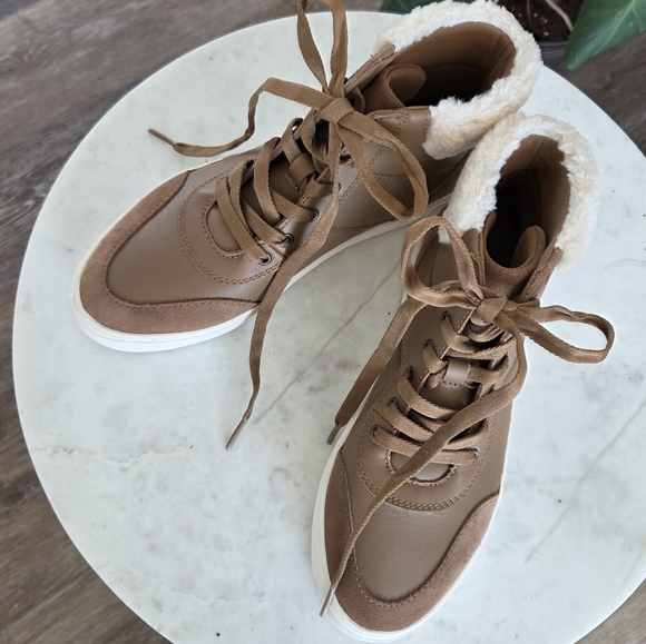 UGG Cakewalk High-Top Sneaker Women's Plush Faux Fur Leather Suede Upper NWT Sz7 - Picture 5 of 14